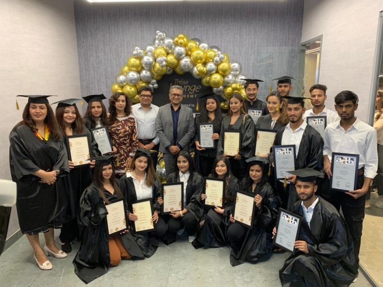 Tress Lounge Academy In Sector 8 Chandigarh Celebrates Graduation Ceremony